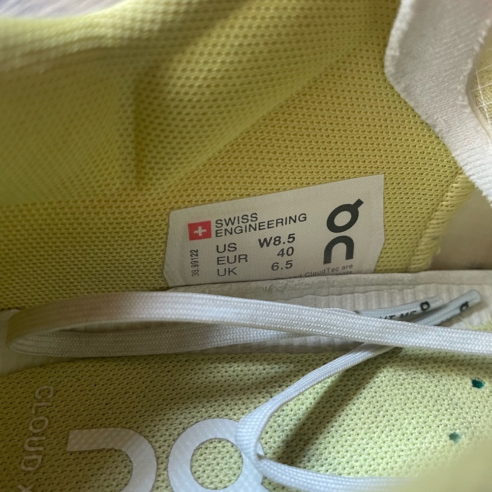 On Running X Shift - Picture 8 of 11
